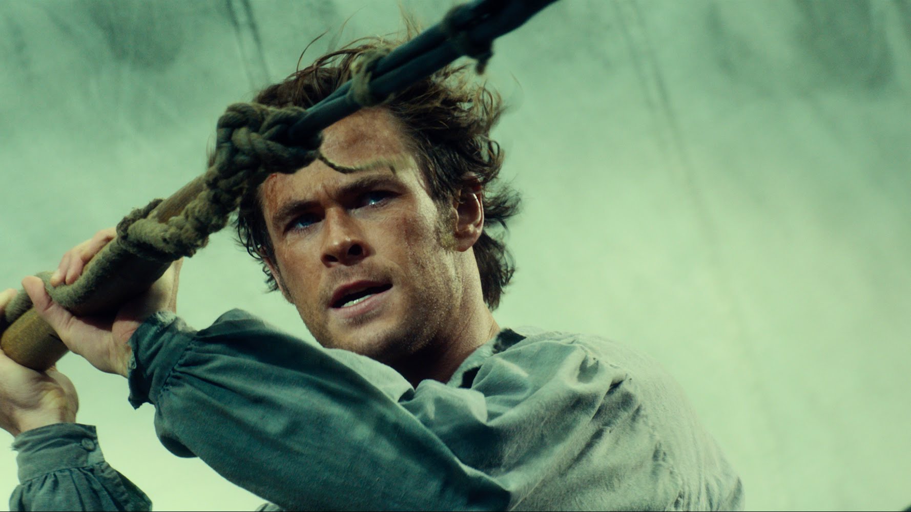 ‘In the Heart of The Sea’ sails into the Oscars season with final trailer